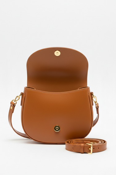 Harper Saddle Bag – Caramel Tan – Open Interior