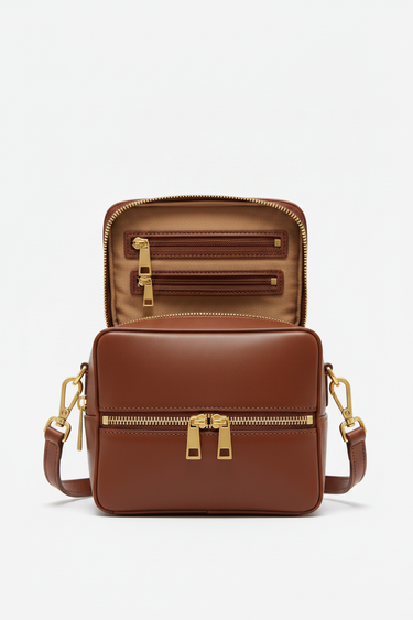 Metro Camera Bag Cocoa Brown — Open Interior